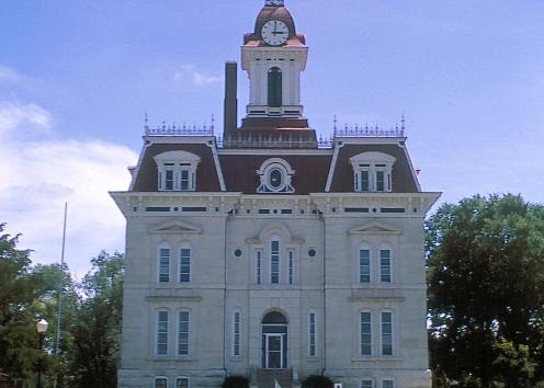 Courthouse with clock reading 3 p.m.